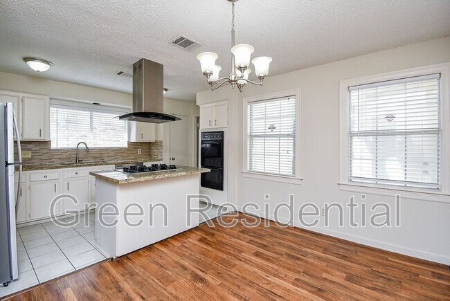 Building Photo - 11366 Oakcenter Dr