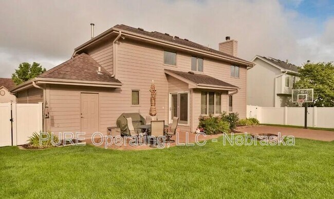 Building Photo - 4909 N 142nd St