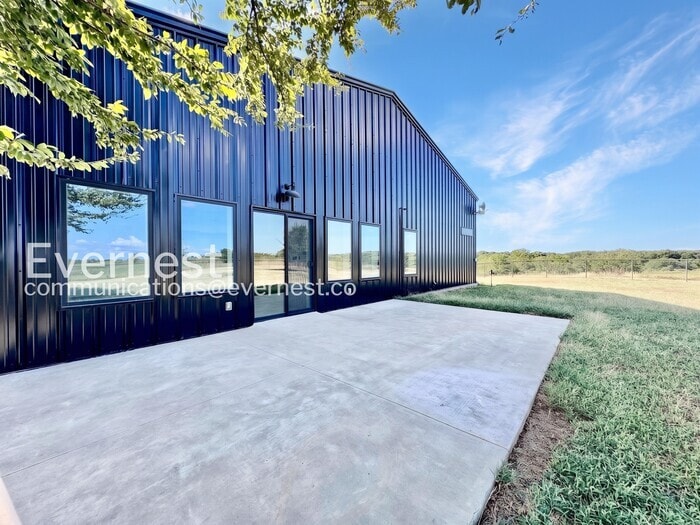 Building Photo - 20381 Ferguson Rd