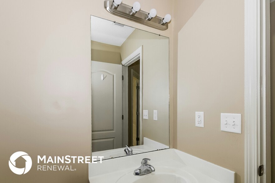 Building Photo - 1393 Marhill Cove