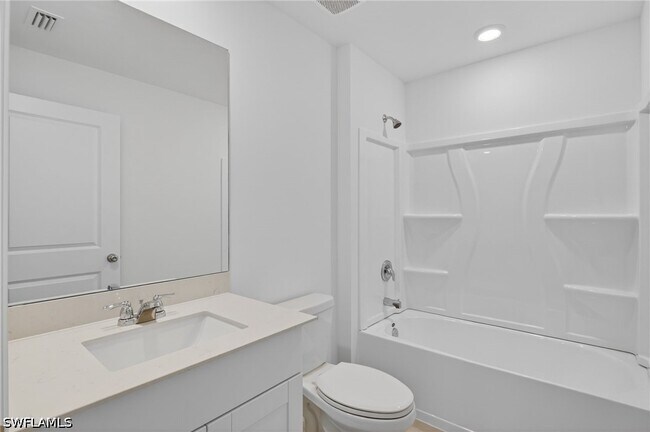 Building Photo - 11621 Savanna Lks Blvd