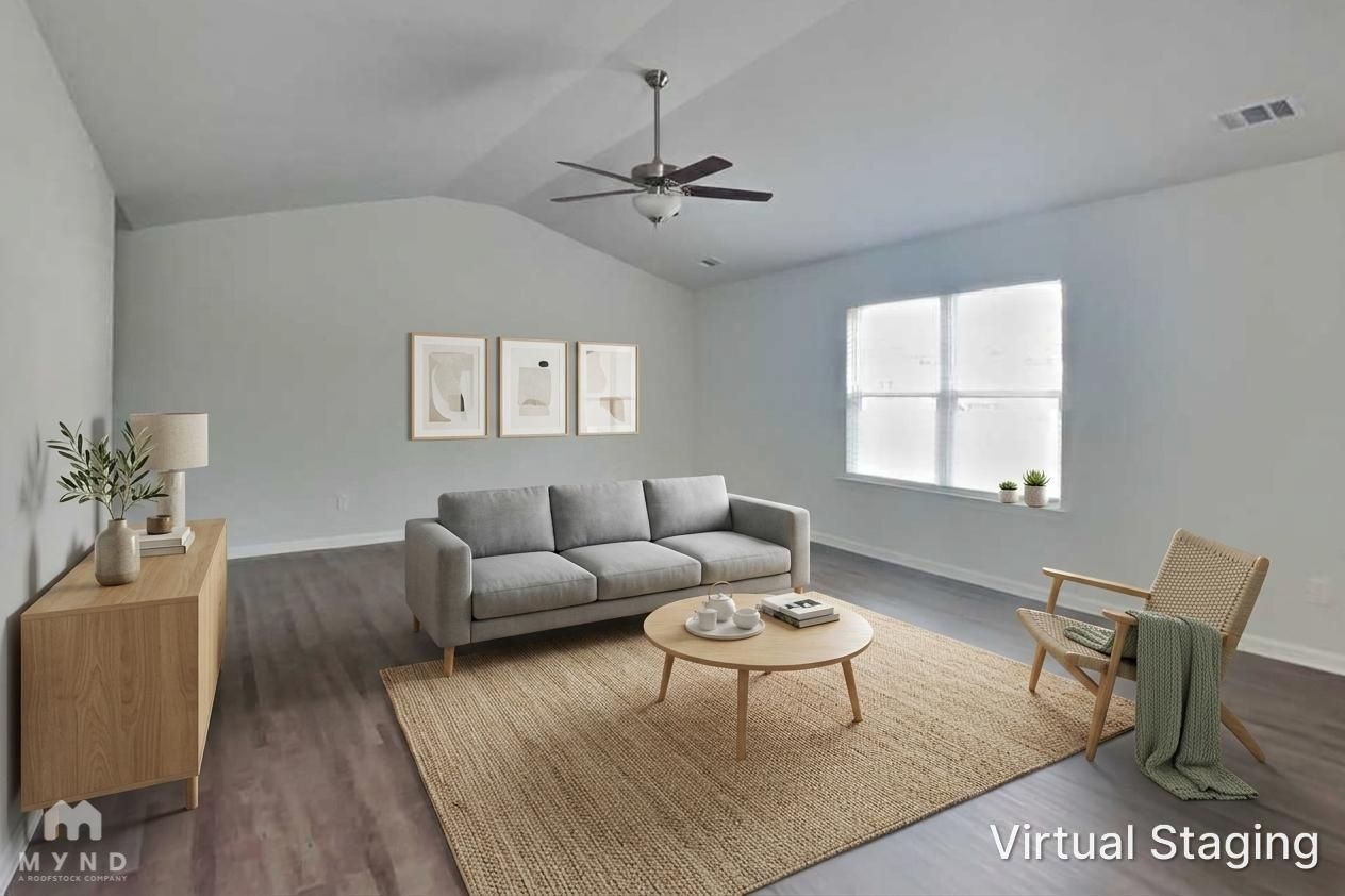 Building Photo - 125 Cook St