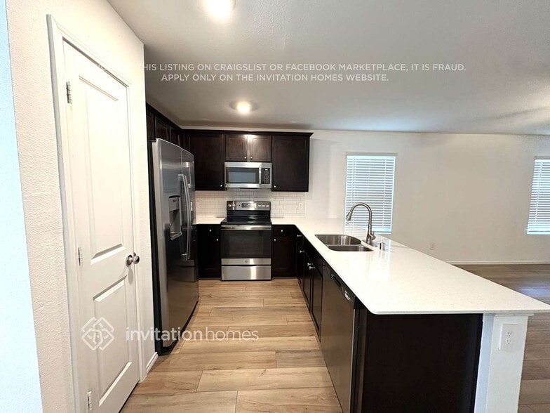 Building Photo - 10648 Sewell Cir