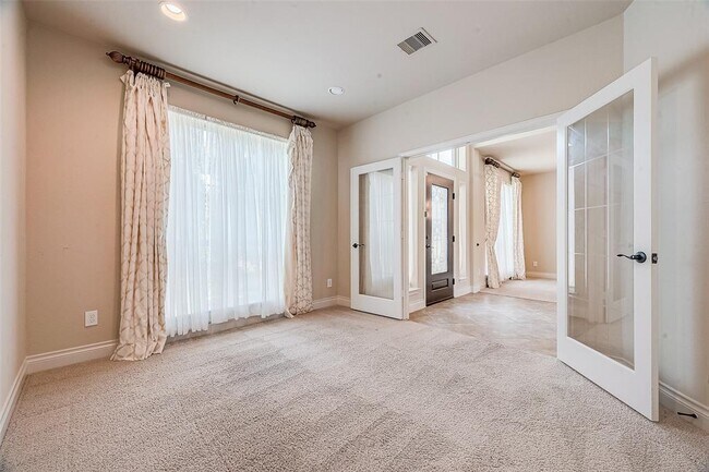 Building Photo - 13614 Lightning Falls Ln