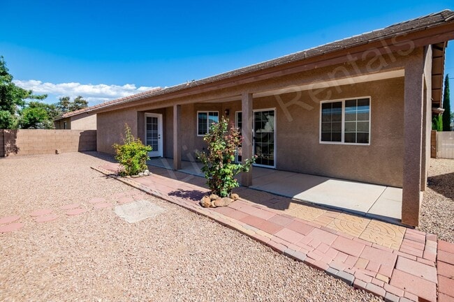 Building Photo - GORGEOUS HUALAPAI MOUNTAIN FOOTHILLS HOME