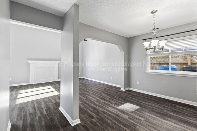 Building Photo - 5408 Chatham Lake Dr