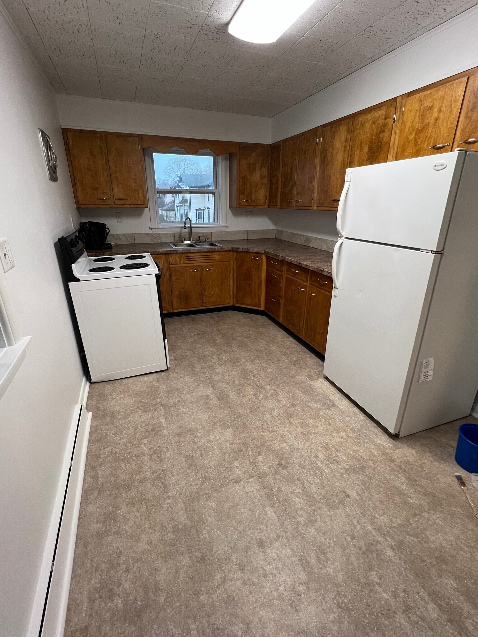Kitchen - 119 N Washington St