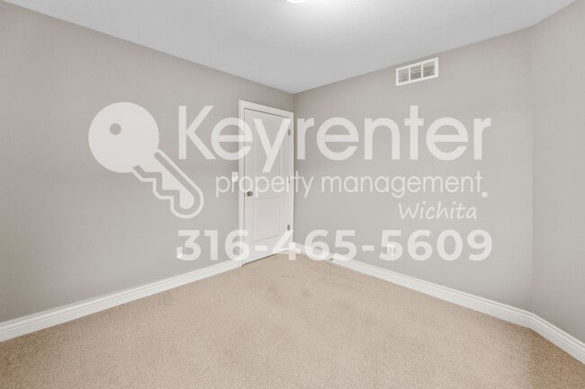 Building Photo - 2315-2317 E Coolwater St Duplex