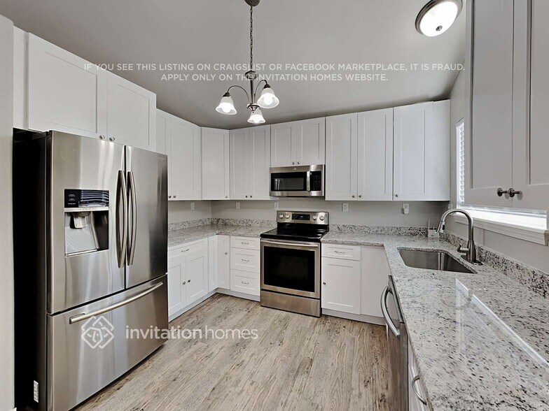Building Photo - 1647 Silver Meadow Cir