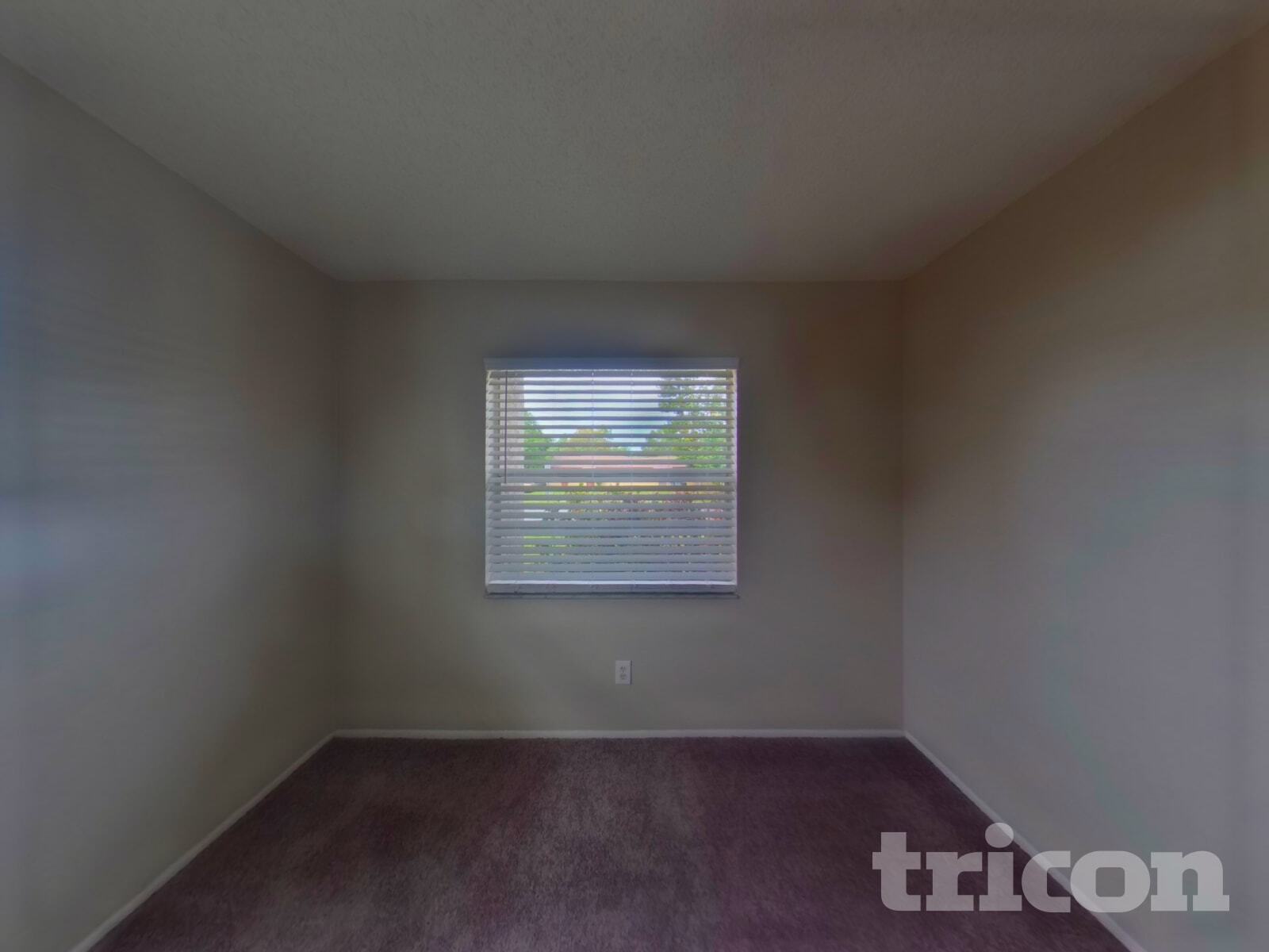 Building Photo - 125 Hidden Lake Dr