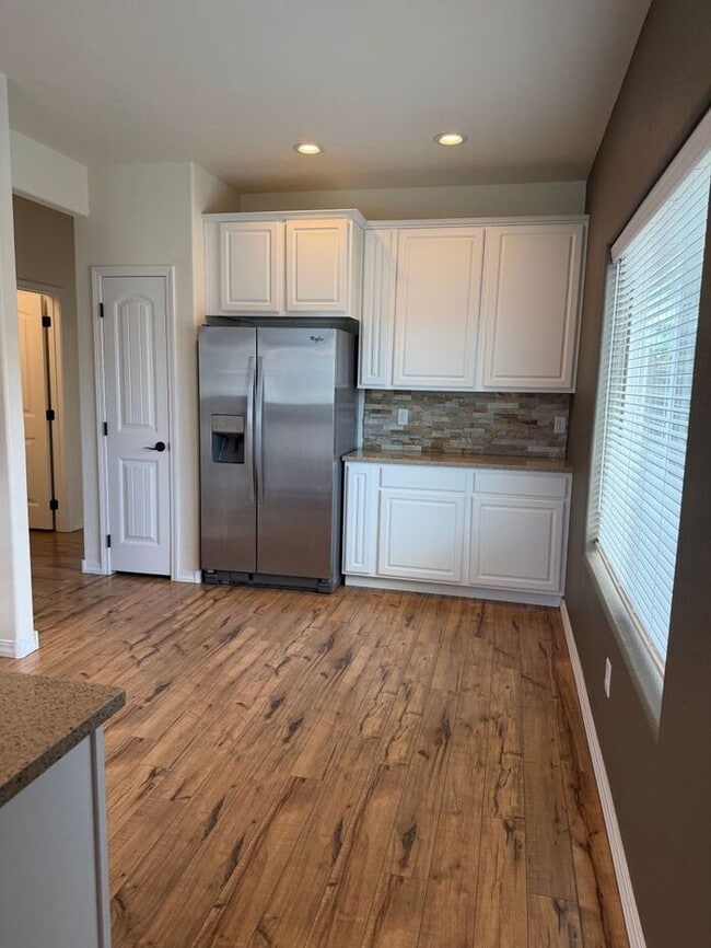 Building Photo - Beautiful Newly Renovated 3 Bedroom 2 Bath Home