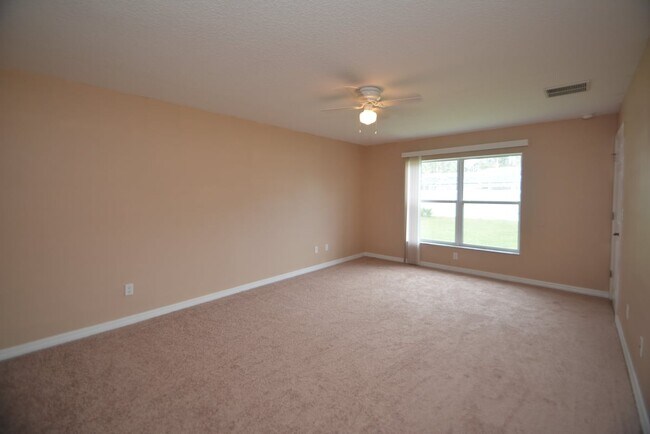 Building Photo - 27 Porcupine Dr