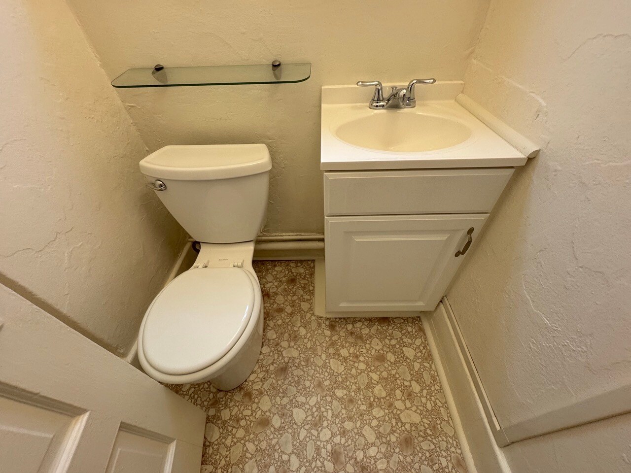 Building Photo - 40 Brooks Ave