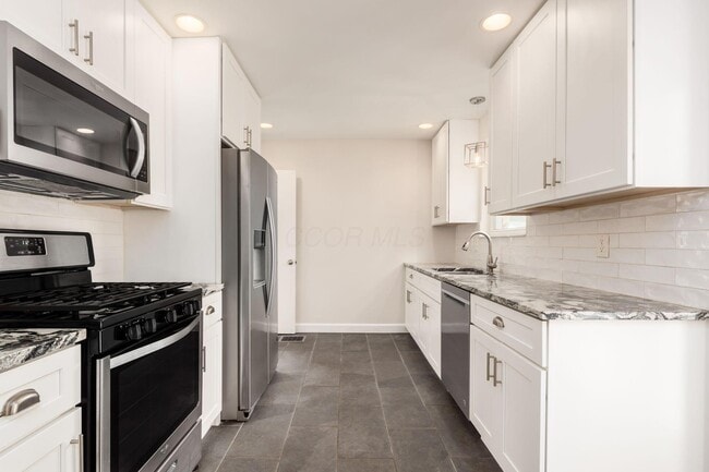 Building Photo - 336 E Weisheimer Rd