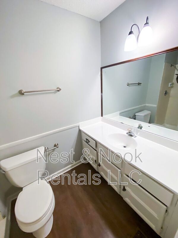 Building Photo - 13809 E 27th Pl