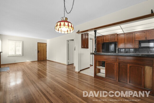 Building Photo - 6225 W 77th St