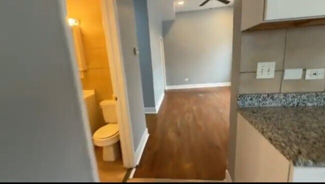 Building Photo - 2286 S Blue Island Ave