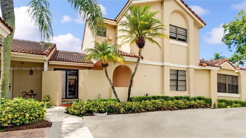 Building Photo - 6460 NW 170th Terrace