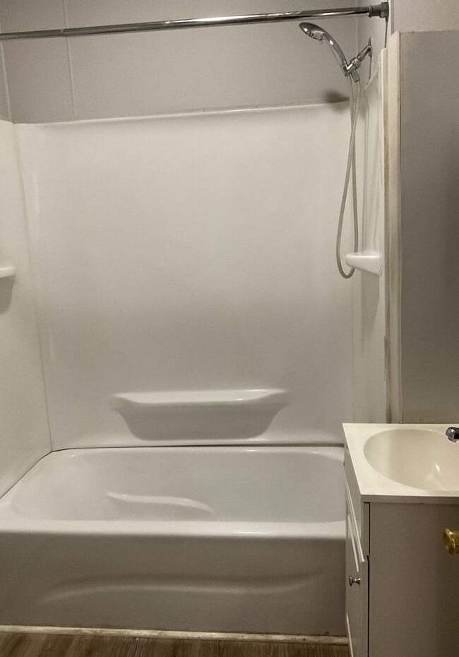 Building Photo - Two bedroom home in Gastonia