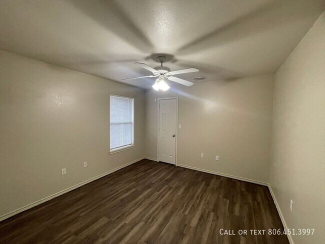 Building Photo - 509 N Brentwood Ave
