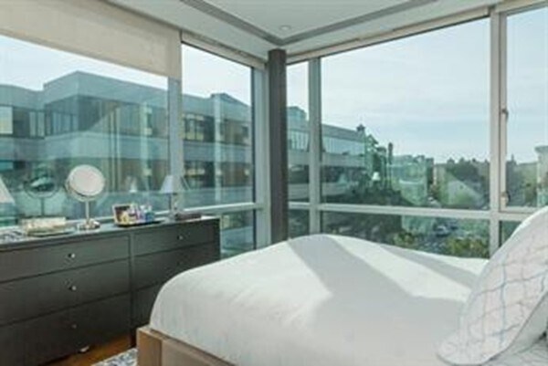 Building Photo - 1075 Massachusetts Ave