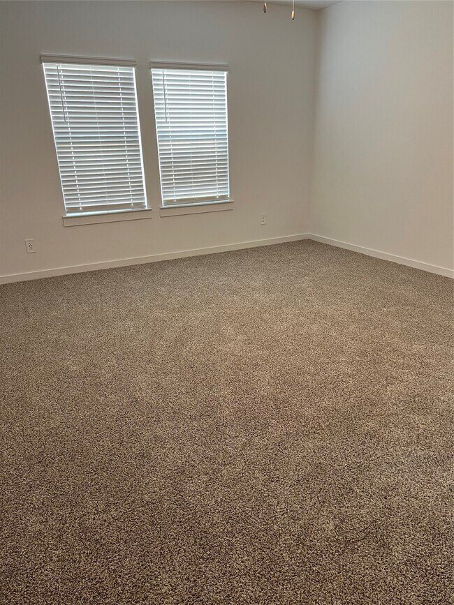 Building Photo - 4906 Arvida Ln