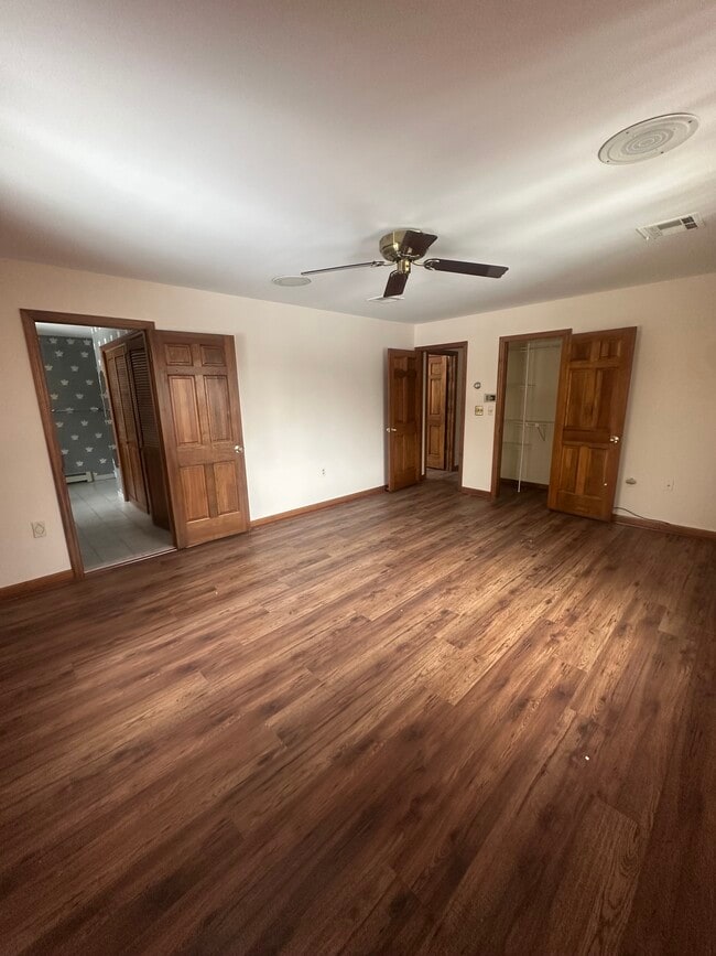 Building Photo - 651 Aldrich Rd