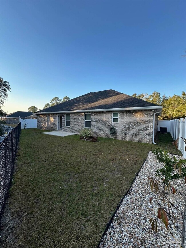 Building Photo - 7299 Gordon Evans Rd