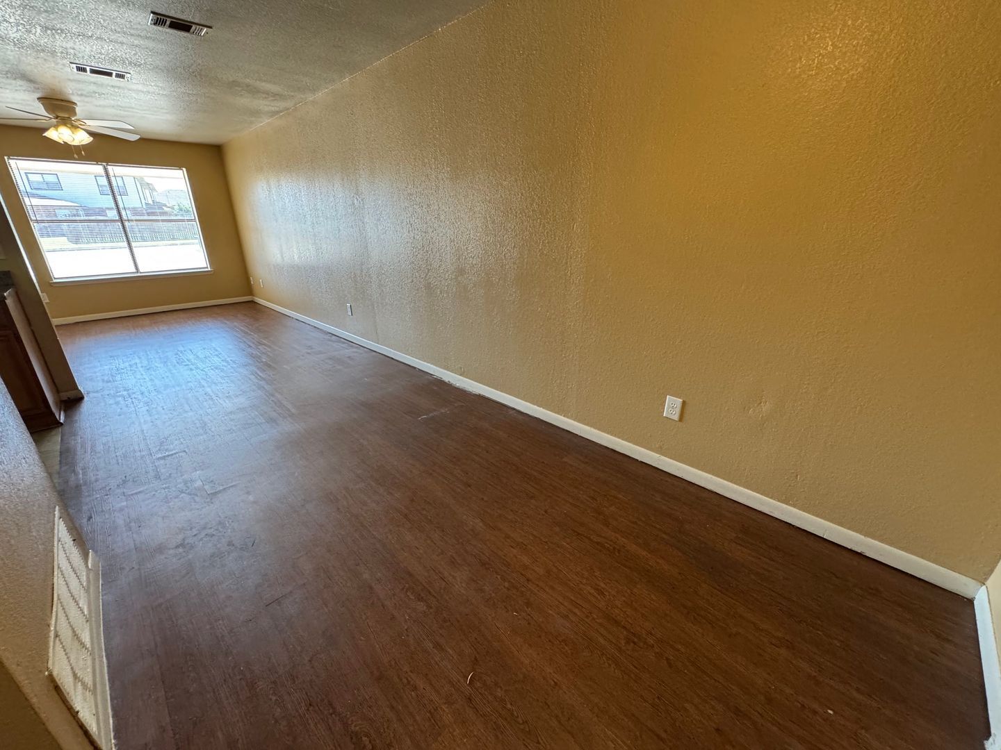 Building Photo - 1210 Monroe Loop