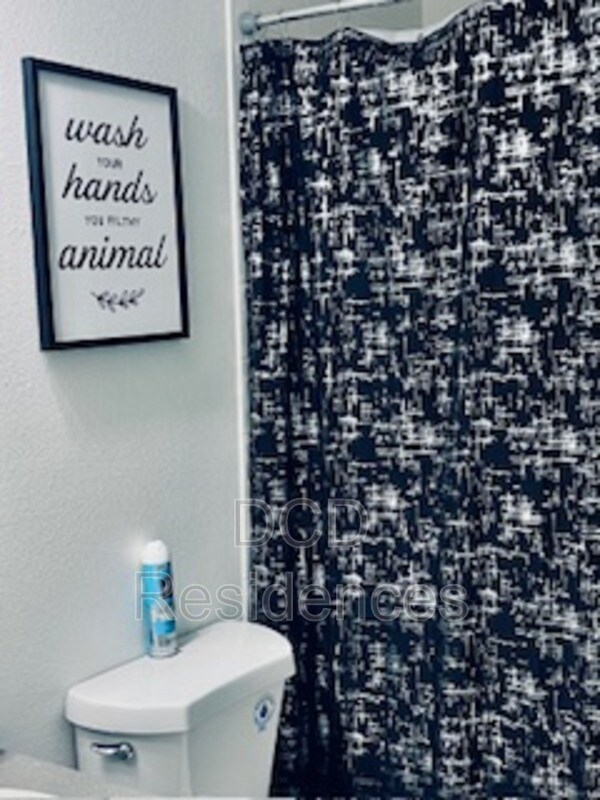 Building Photo - 11330 Cockle Dr