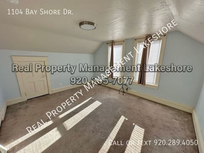 Building Photo - 1104 Bay Shore Dr