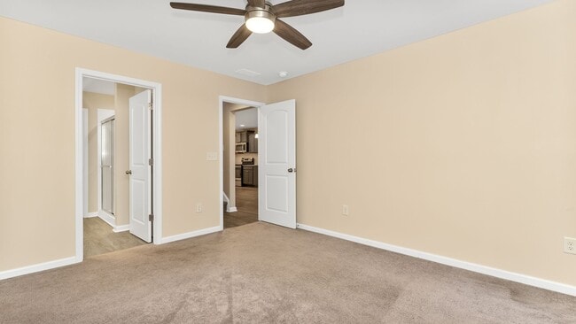 Building Photo - 132 Machrie Loop