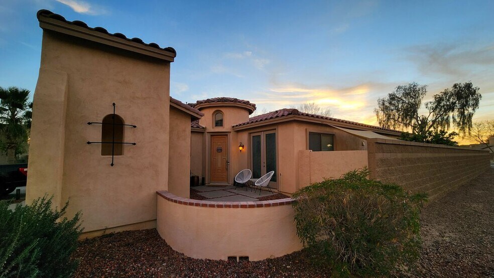 Building Photo - 18970 N Alicante St