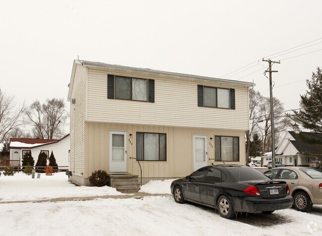 Primary Photo - 324-358 Howell St