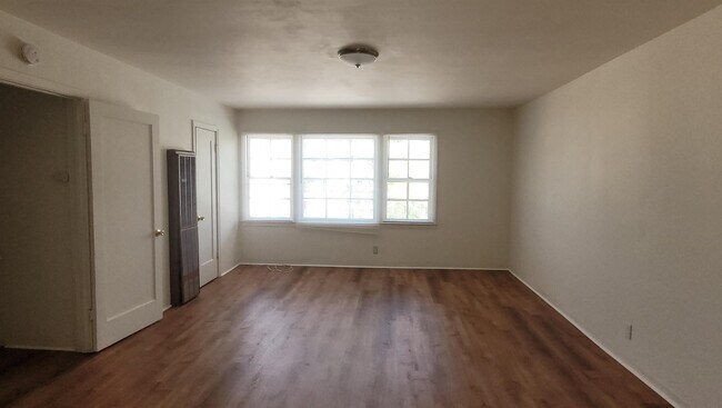 Building Photo - 4105 22nd St