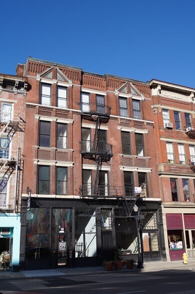 Building Photo - 30 West Court Street