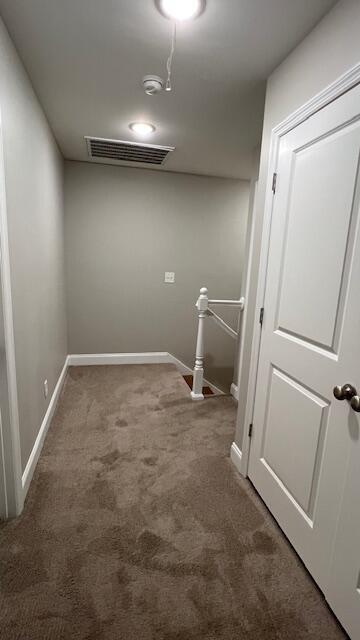 Building Photo - 564 NE Bellingham Dr