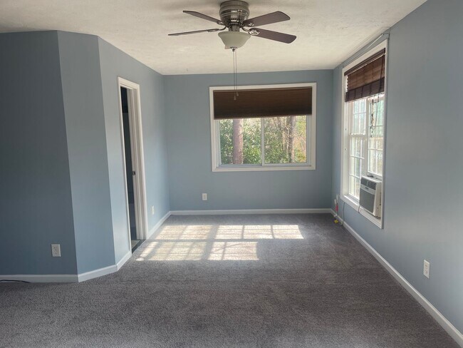 Building Photo - 246 Bayfield Loop