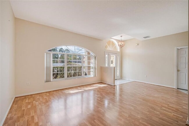Building Photo - 603 Pinehurst Ct