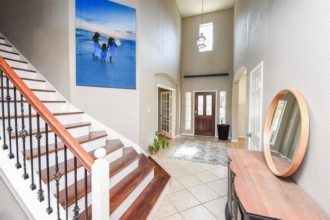 Building Photo - 2403 Echo Harbor Dr