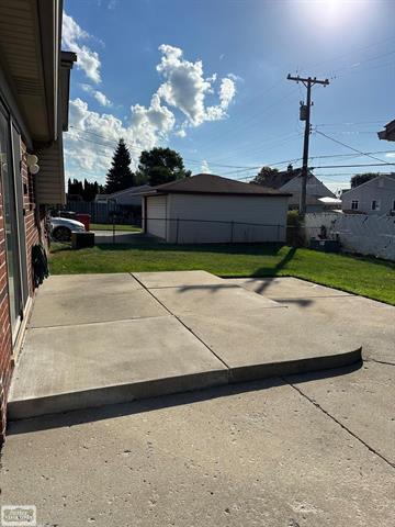 Building Photo - 16460 Bowman St