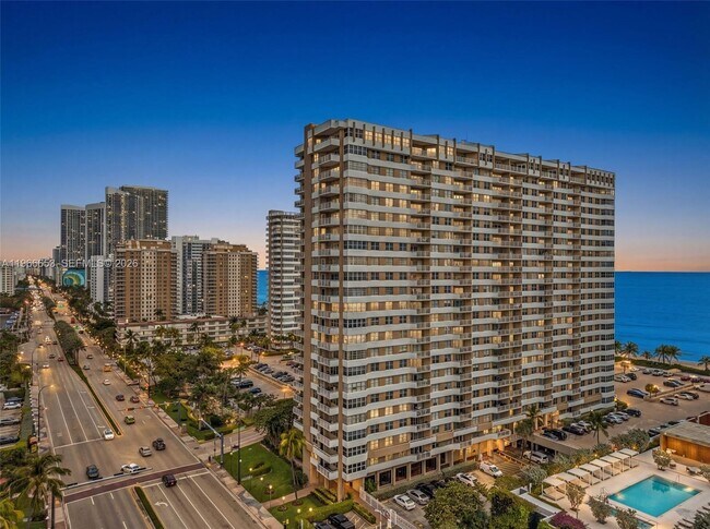 Building Photo - 1980 S Ocean Dr