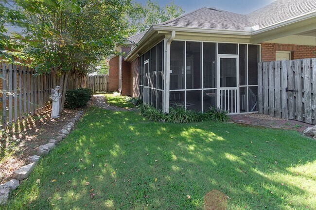 Building Photo - Home for Rent in Montgomery