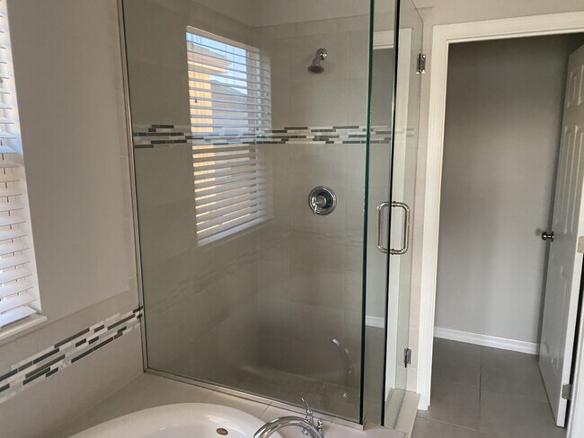 Building Photo - 1039 Wildmeadow Run