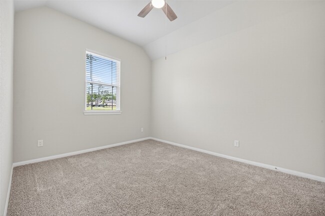 Building Photo - 18203 Samie Nell Ct
