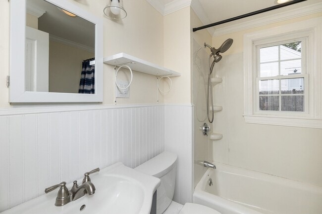 Building Photo - 27 Bowdoin St
