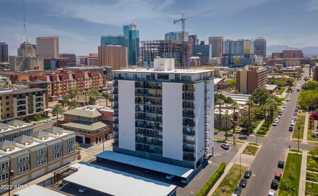 Building Photo - 805 4th Ave