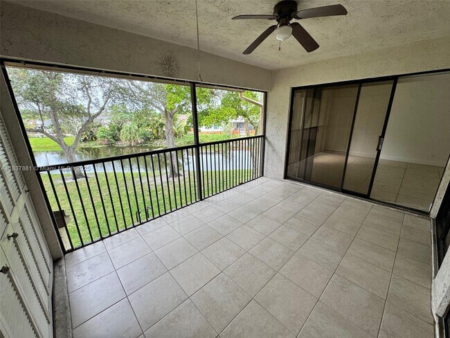 Building Photo - 3817 Cocoplum Cir