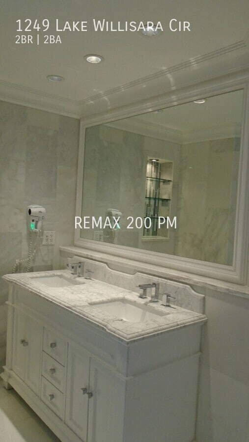 Building Photo - 1249 Lake Willisara Cir