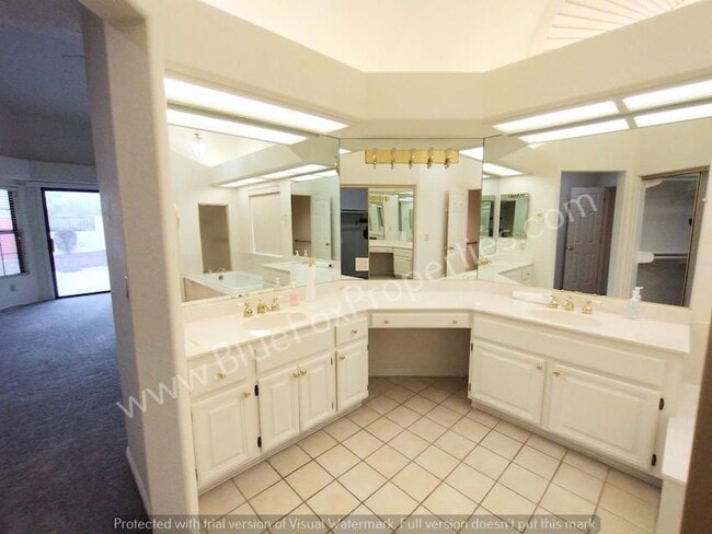Building Photo - 7793 E Marquise Dr